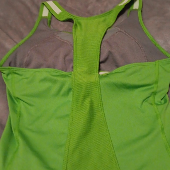 Nike Tank Top - Picture 6 of 13